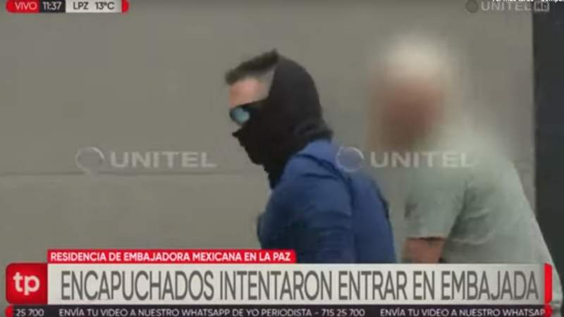 Encapuchados intentaron ingresar a la residencia de la embajadora mexicana